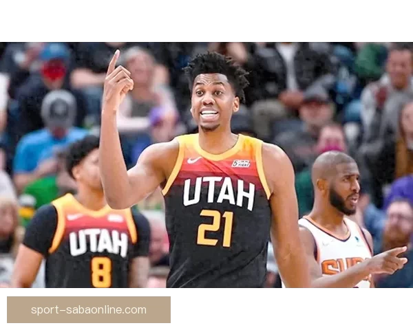 怀特塞德点赞CBA球员真实对抗不做作假摔展现竞技精神